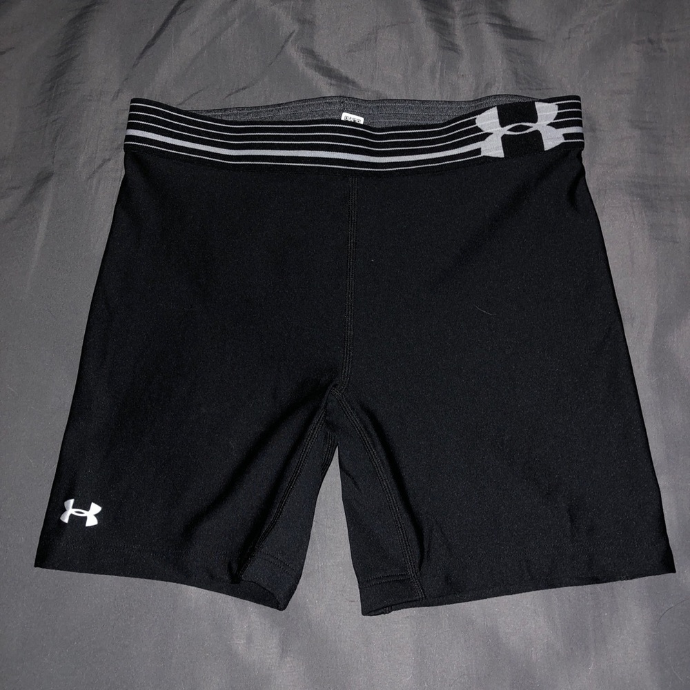 Under armor spandex!!
